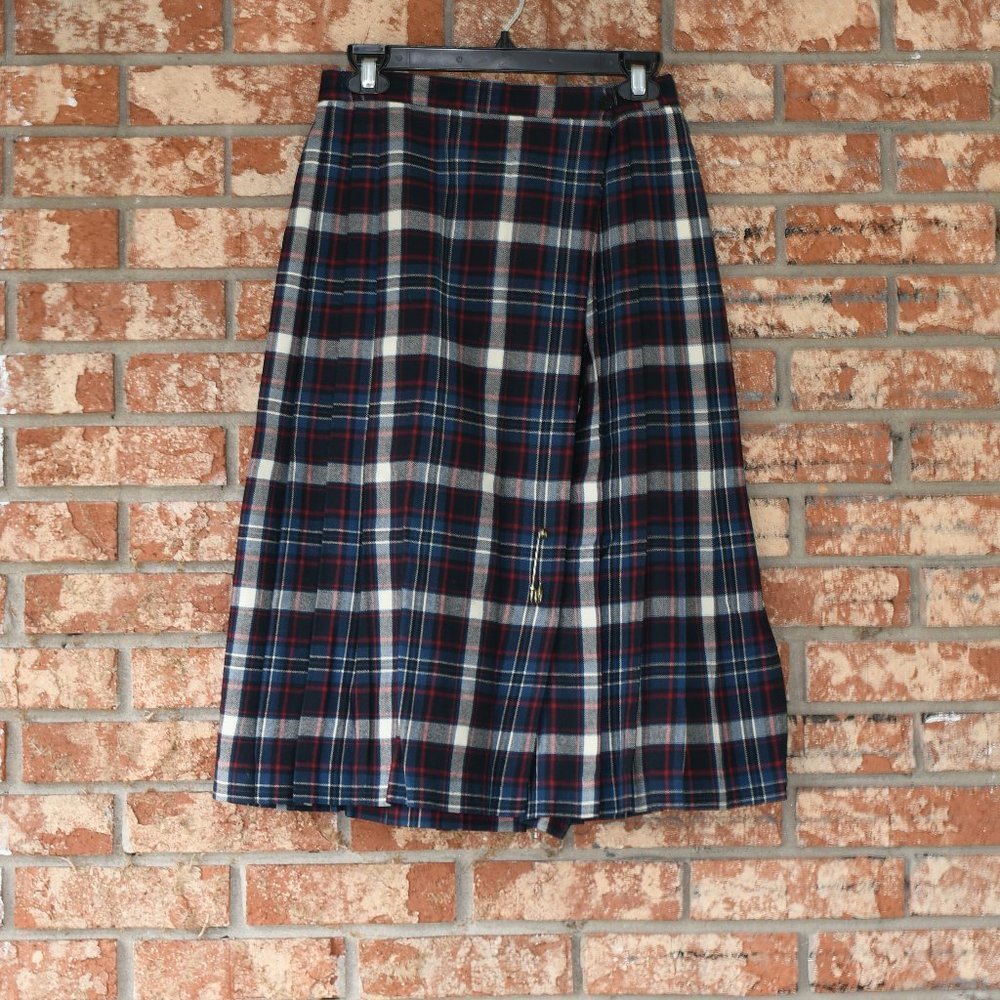 𝅺f.a. Chatta Ltd. Plaid Wool  Skirt